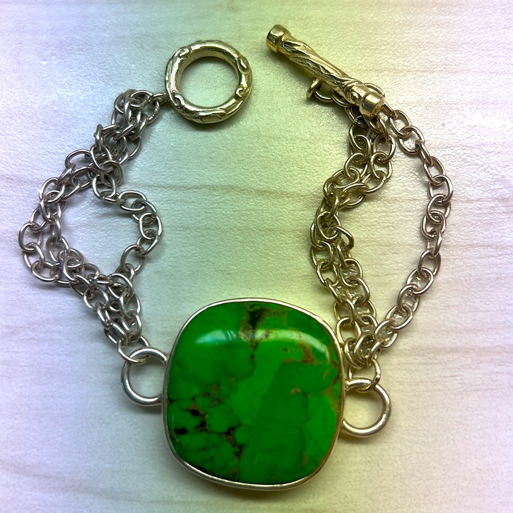 Gaspeite Green Cabochon 925 Sterling Silver Triple Chain Bracelets